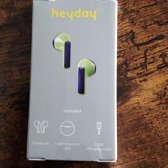 True Wireless Ear buds - Picture 4 of 9